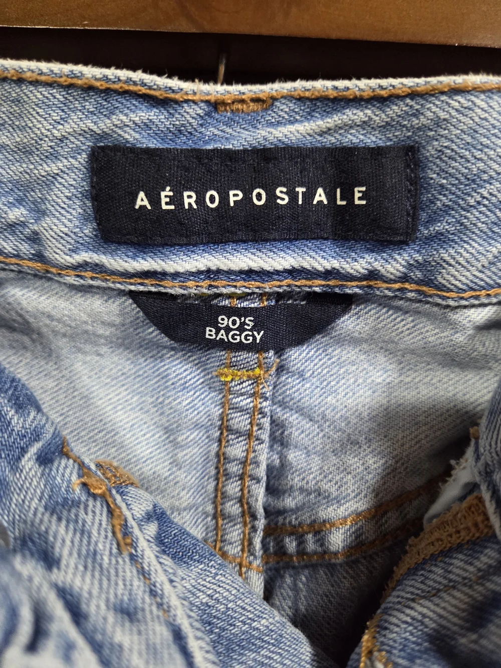 Aeropostale women’s 90s